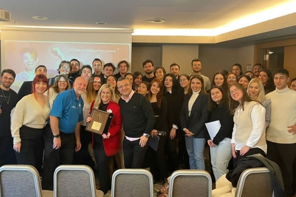 English Courses for Companies and institutions