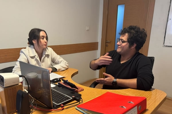 Speaking and Listening Courses in English