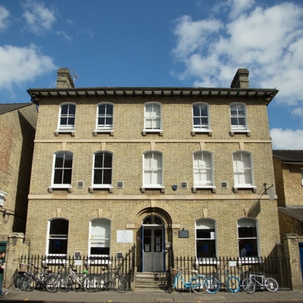 Select English Cambridge