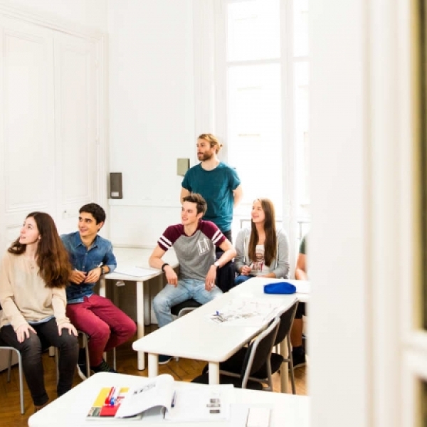Alpadia Language School France