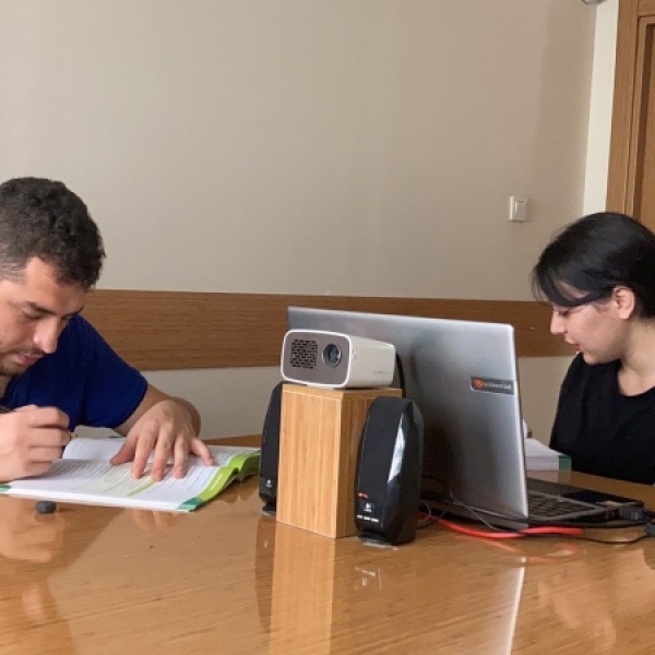 Proofreading and Academic Writing in English Course