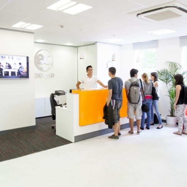 EC English Language Centres - UK