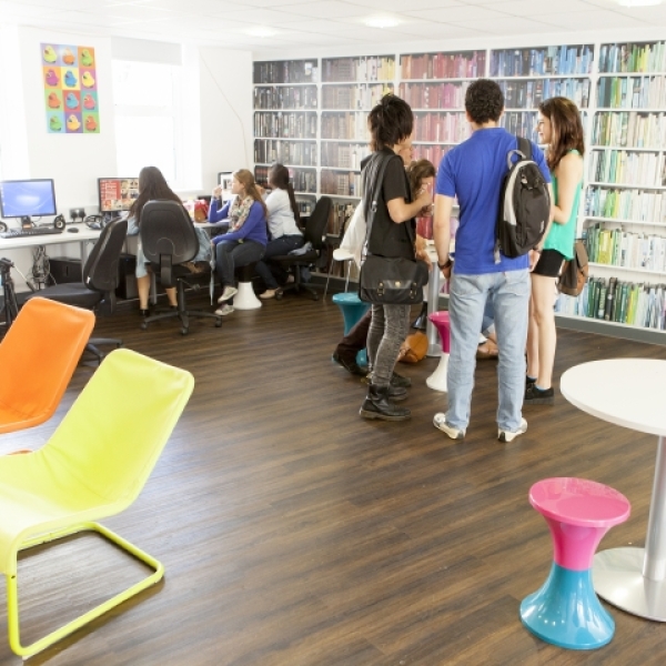 EC English Language Centres - UK