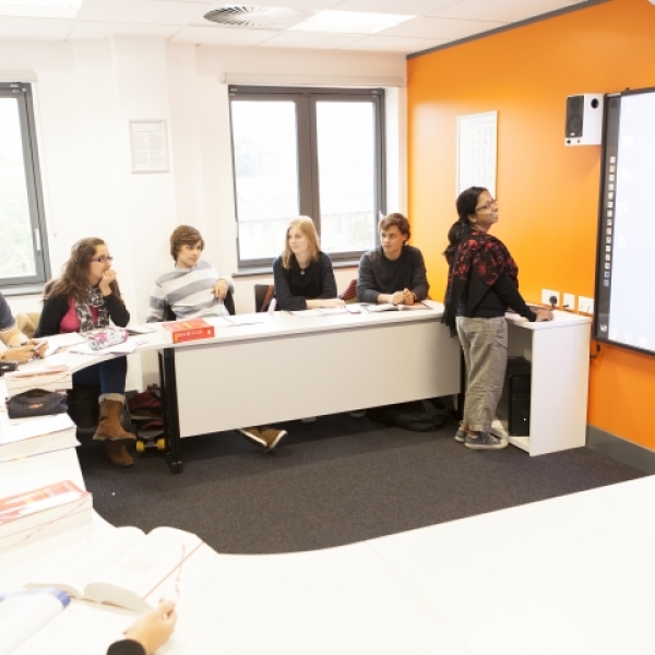 EC English Language Centres - UK