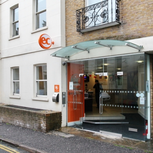 EC English Language Centres - UK
