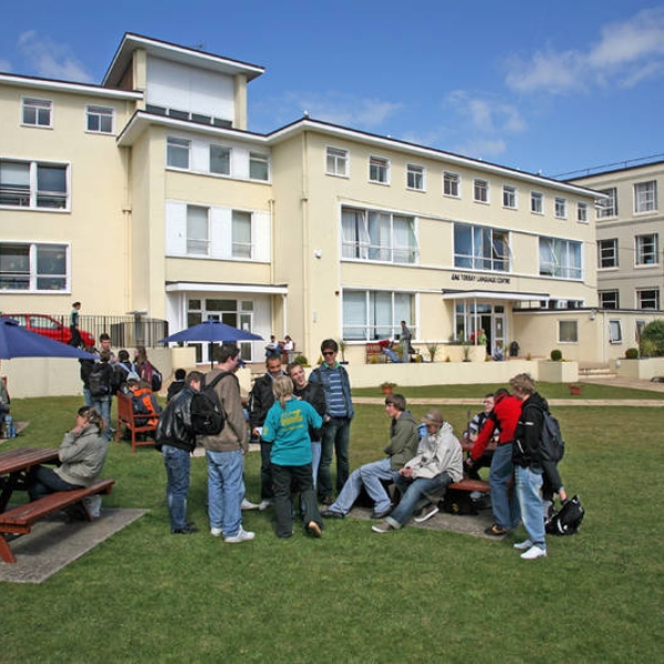 LAL Language Centres